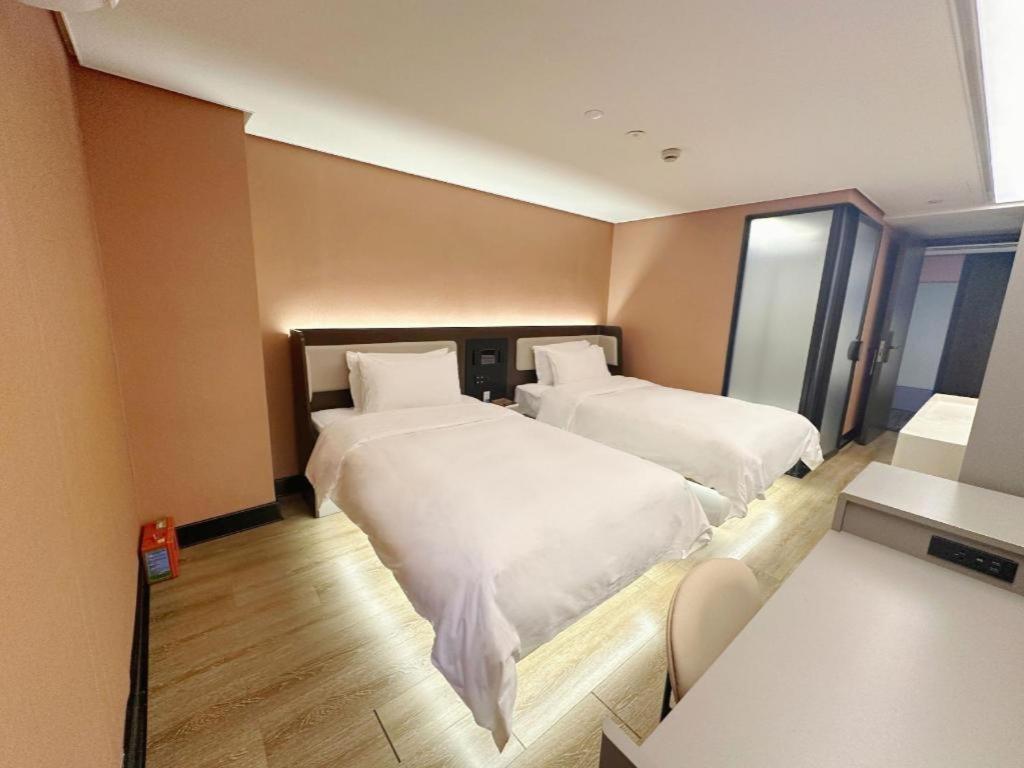 Hanting Hotel Guangzhou Tianhe Экстерьер фото